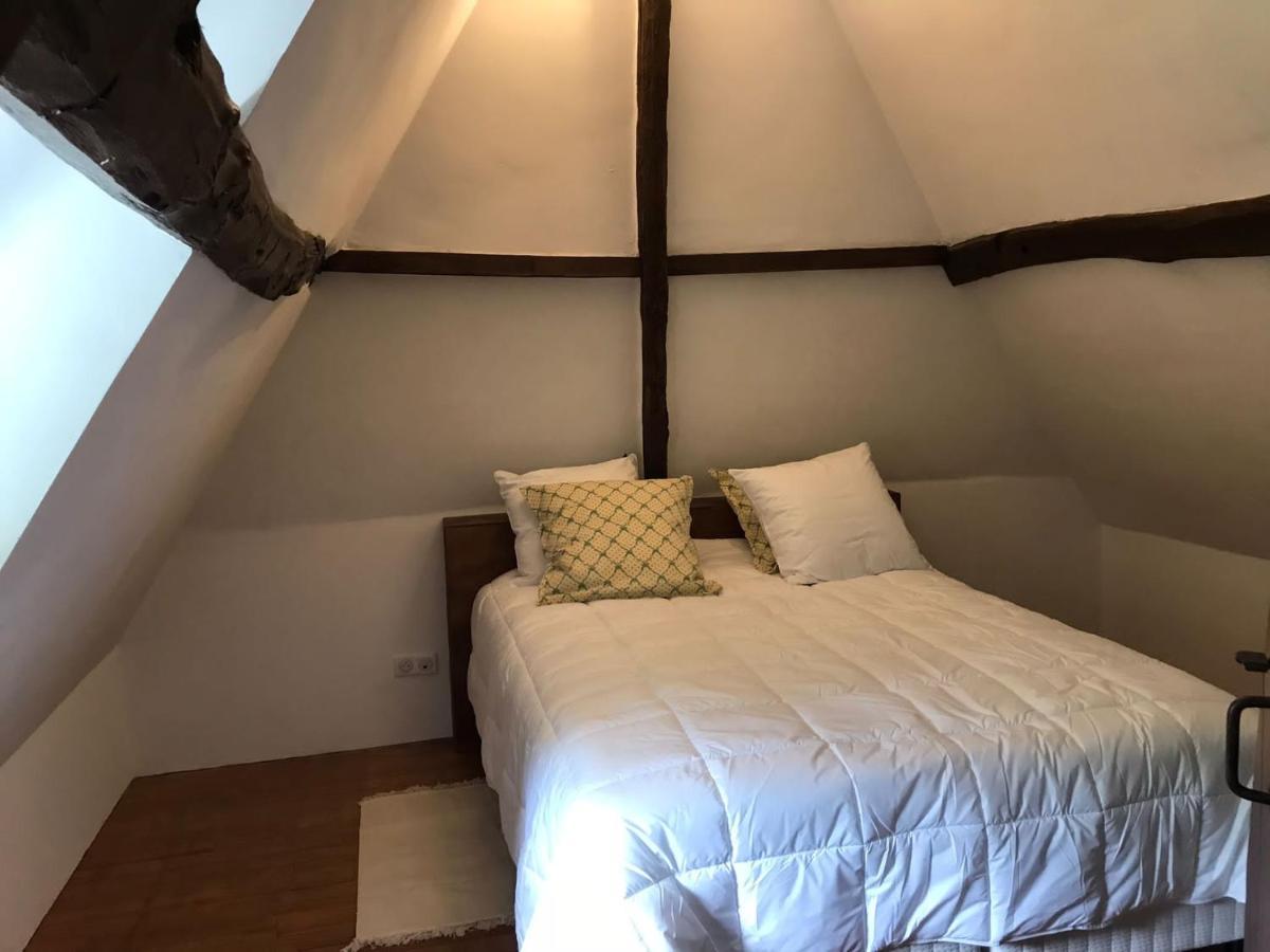 La Gloriette Gite Situe Dans La Propriete Dun Magnifique Manoir Vatteville-la-Rue Exterior foto