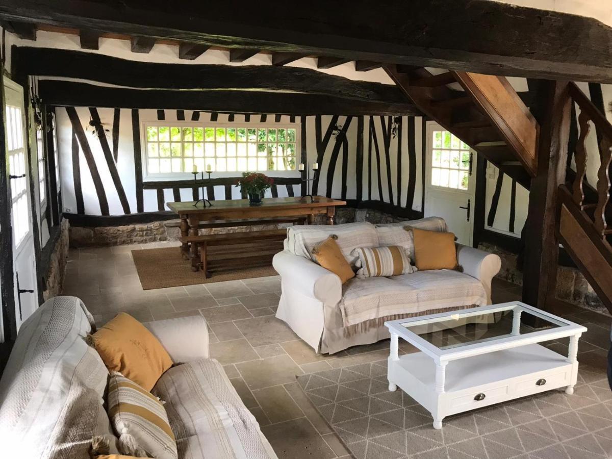 La Gloriette Gite Situe Dans La Propriete Dun Magnifique Manoir Vatteville-la-Rue Exterior foto