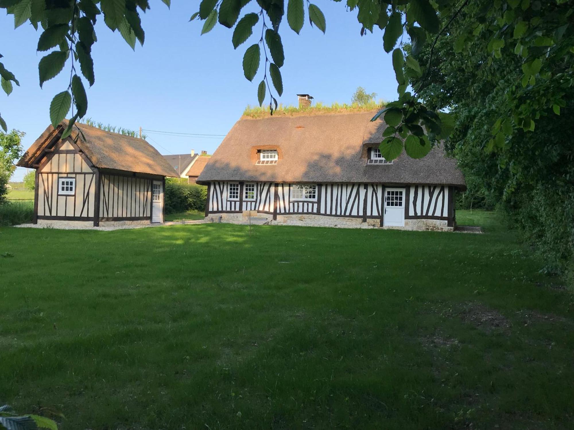 La Gloriette Gite Situe Dans La Propriete Dun Magnifique Manoir Vatteville-la-Rue Exterior foto